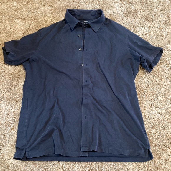 Blue Uniqlo Pique Short-Sleeve Button Up Polo Shirt - Picture 2 of 2
